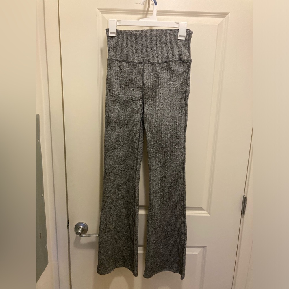 Gray exercise leggings from Echt. Size L.